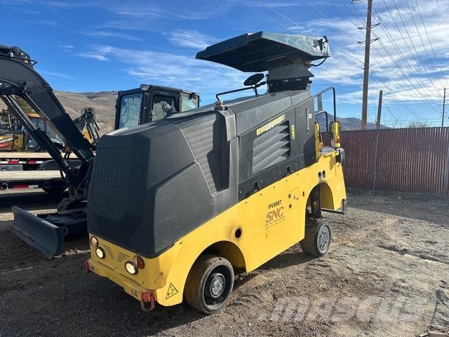 Bomag BM600 / 15 Máquinas moledoras de asfalto en frío