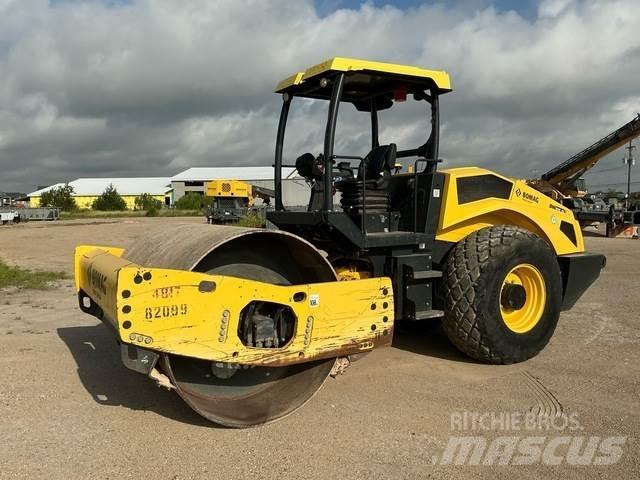 Bomag BW211D-5 Rodillos de un solo tambor