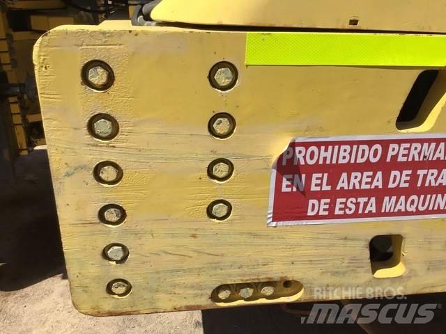 Bomag BW219DH-4 Rodillos de un solo tambor