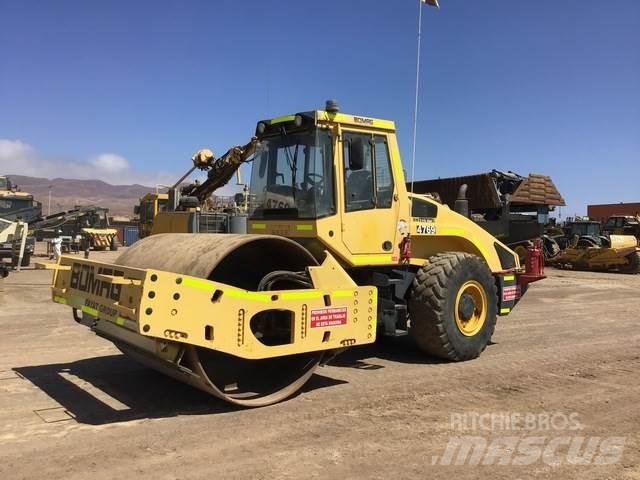 Bomag BW219DH-4 Rodillos de un solo tambor