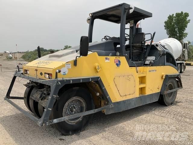 Bomag BW27RH Rodillos sobre neumáticos