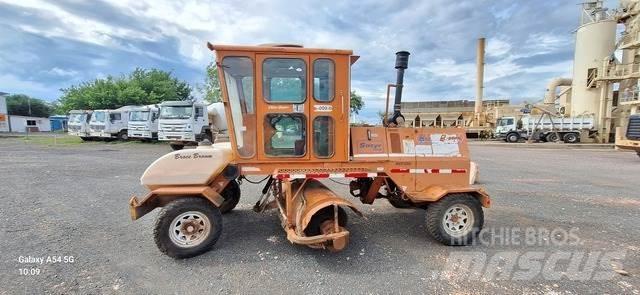 Broce RCT350 Barredora de interior