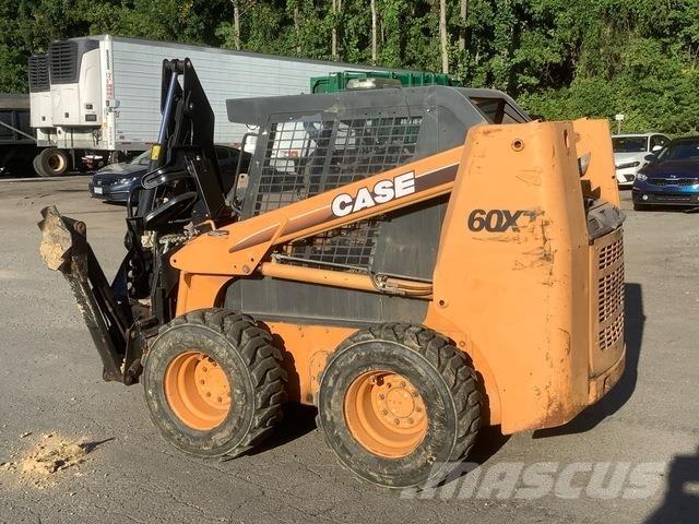 CASE 60XT Minicargadoras