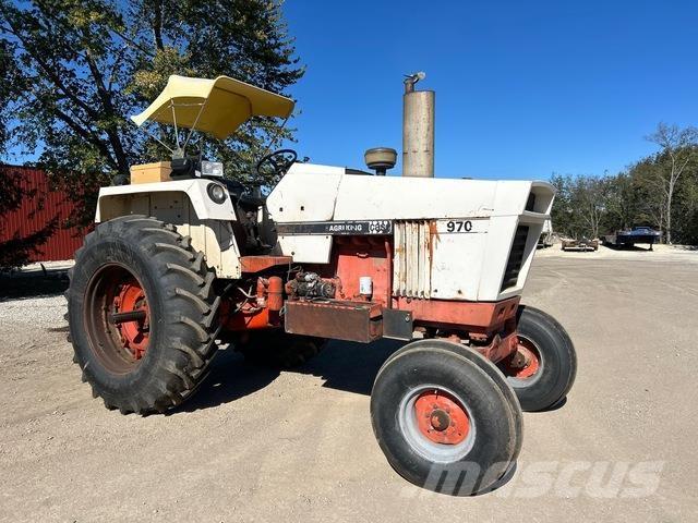 CASE 970 Tractores
