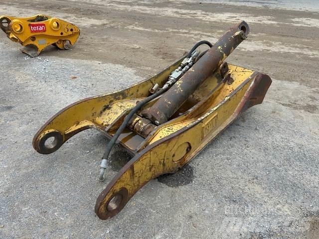 CAT  Excavadoras de cadenas