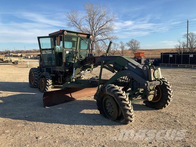 CAT 130G MIL Motoniveladoras