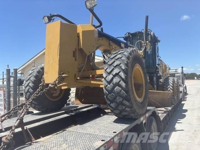 CAT 140 Motoniveladoras