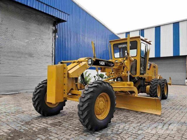 CAT 140H Motoniveladoras