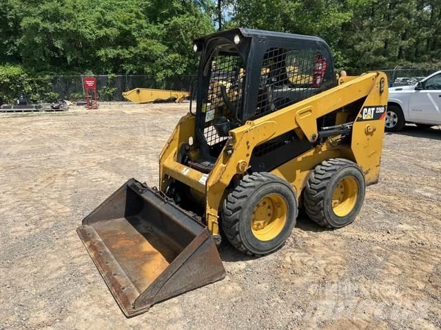 CAT 226D Minicargadoras