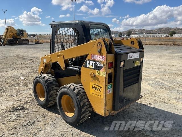 CAT 226D Minicargadoras