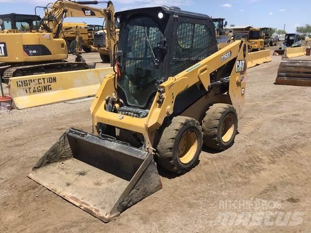 CAT 226D3 Minicargadoras