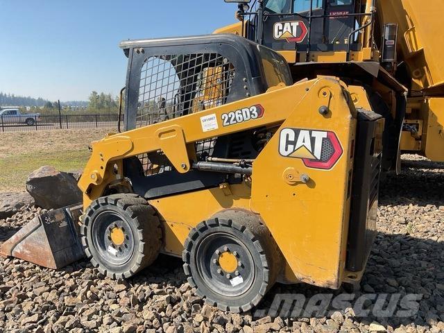 CAT 226D3 Minicargadoras