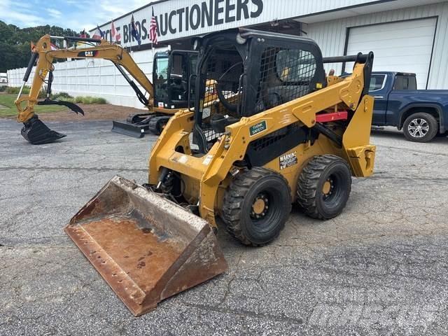 CAT 242D Minicargadoras