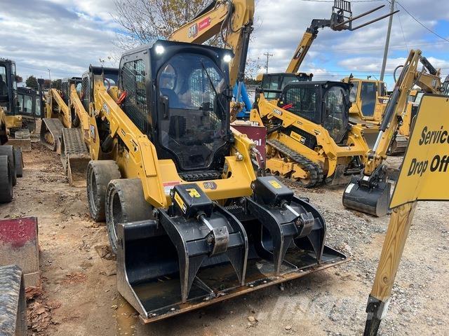 CAT 242D3 Minicargadoras