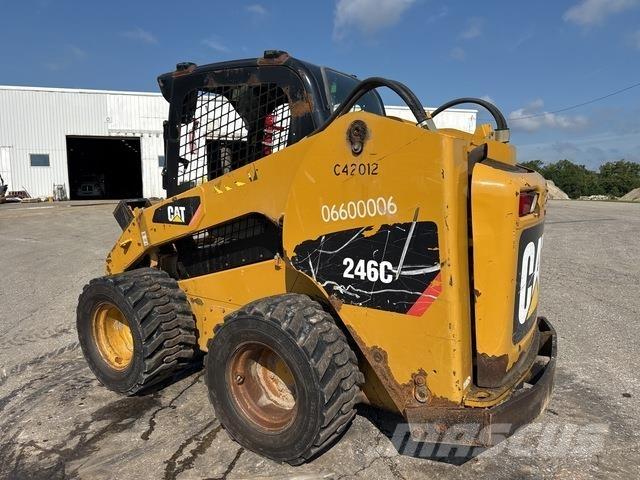 CAT 246C Minicargadoras