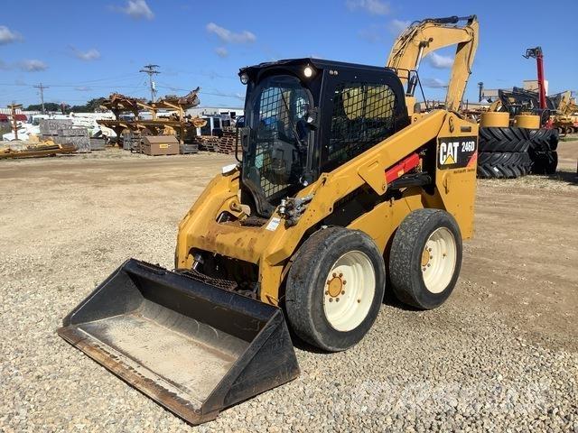 CAT 246D Minicargadoras