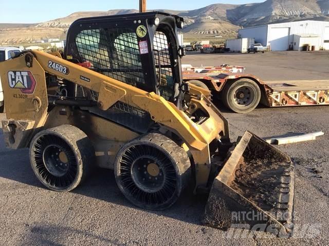 CAT 246D3 Minicargadoras