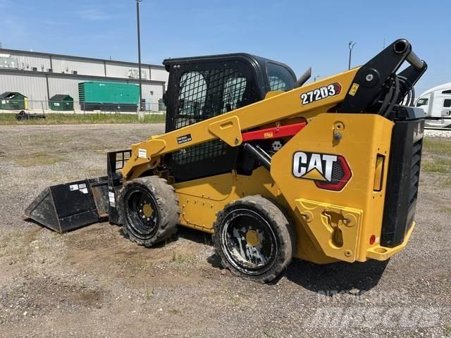 CAT 272D3 Minicargadoras