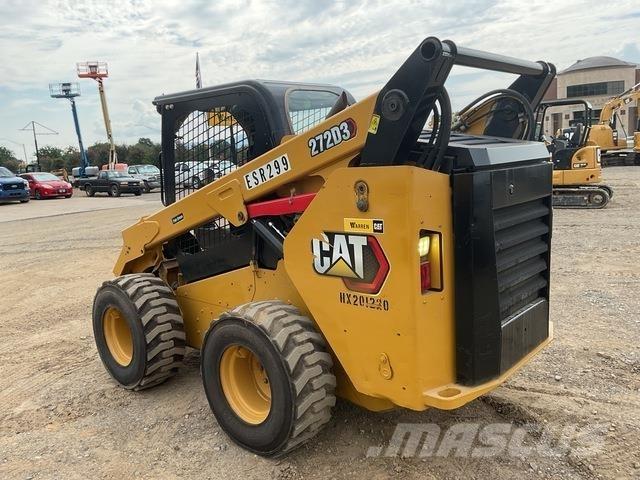 CAT 272D3 Minicargadoras