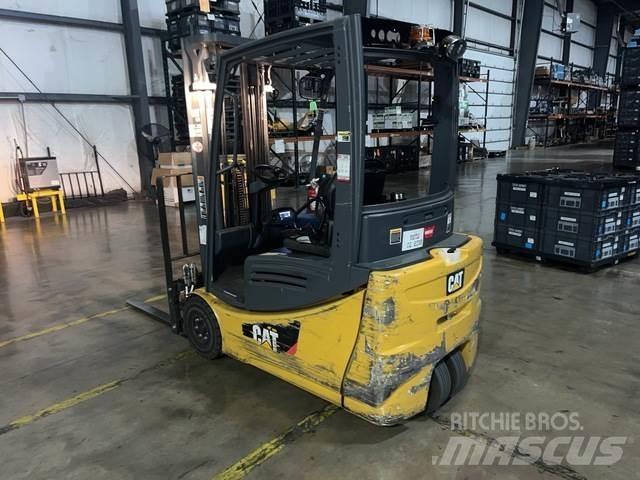 CAT 2ET3000 Carretillas de horquilla eléctrica