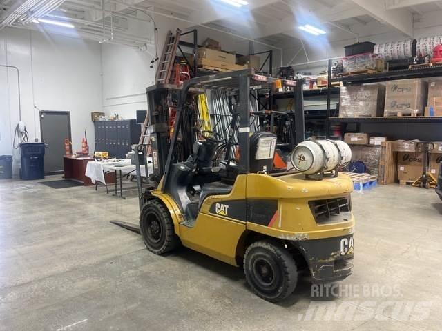 CAT 2P6000 Construcción - Otros