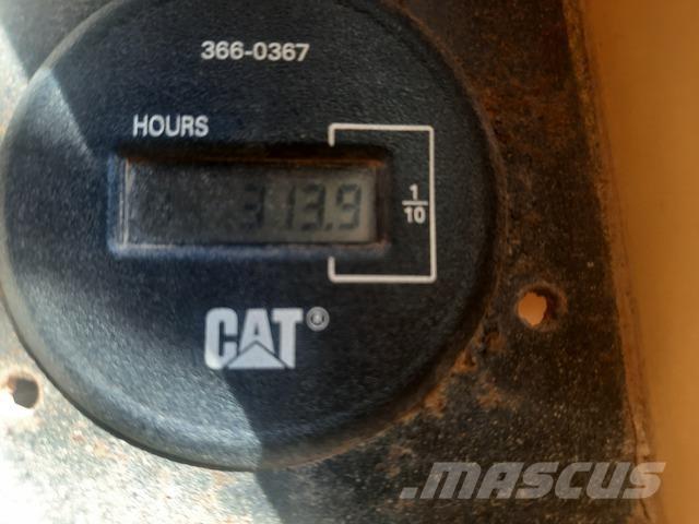 CAT 572G Grúa tiendetubos