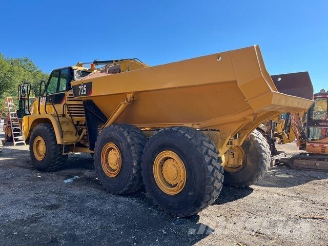 CAT 725 Dúmpers articulados