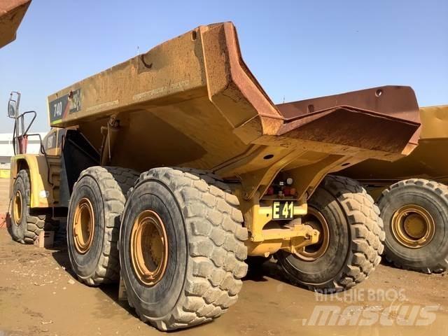 CAT 740 Dúmpers articulados