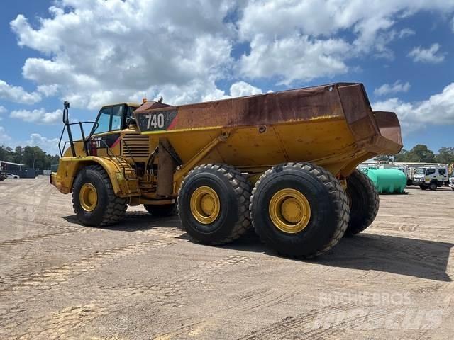 CAT 740 Dúmpers articulados