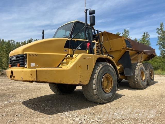 CAT 740 Dúmpers articulados
