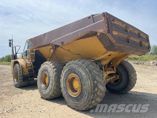 CAT 740 Dúmpers articulados