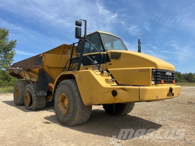 CAT 740 Dúmpers articulados