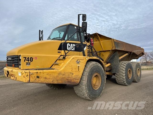 CAT 740 Dúmpers articulados