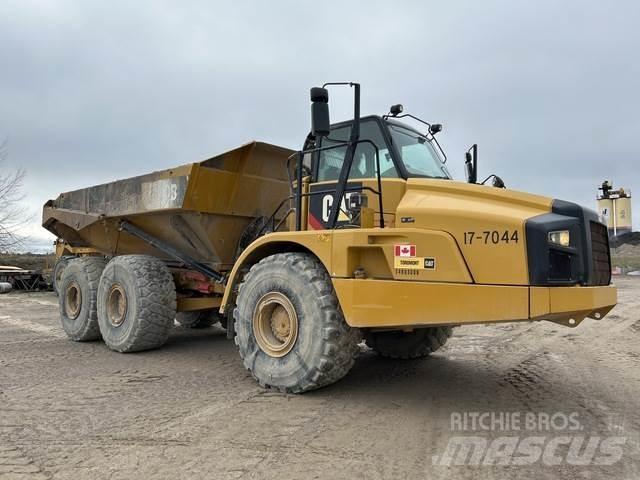 CAT 740B Dúmpers articulados