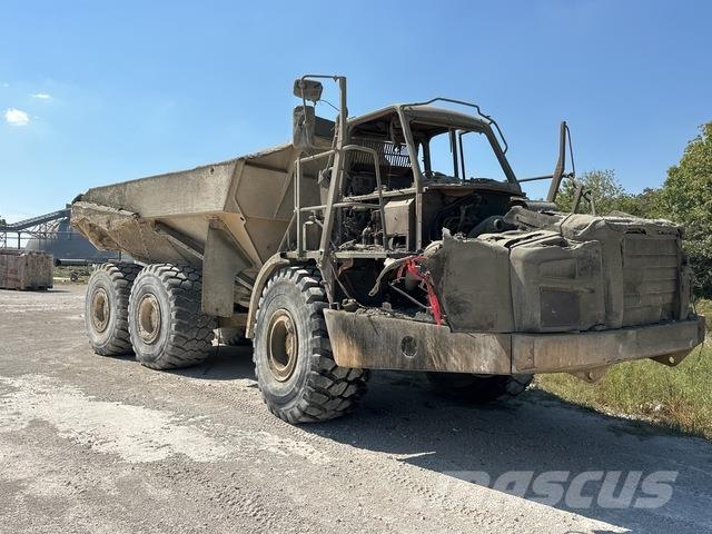 CAT 740B Dúmpers articulados