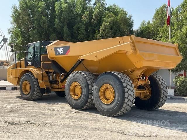 CAT 745 Dúmpers articulados