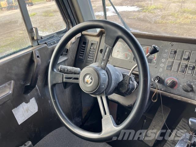 CAT 775D Dúmpers articulados