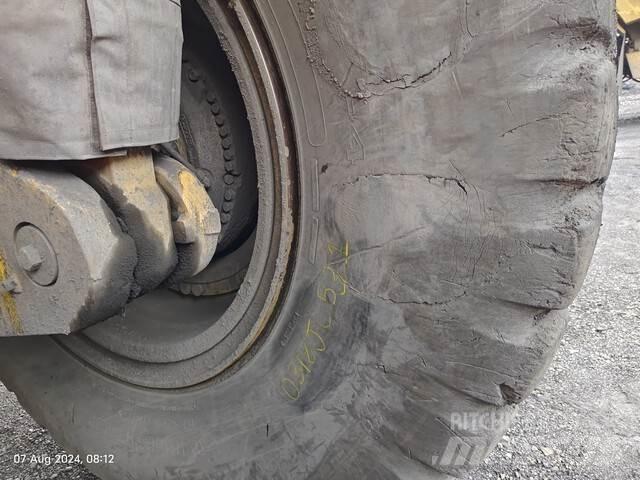 CAT 777E Dúmpers articulados