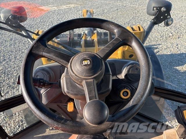 CAT 906 Cargadoras sobre ruedas