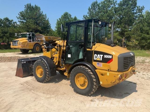 CAT 906M Cargadoras sobre ruedas