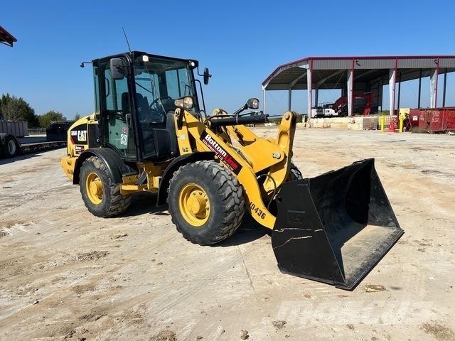 CAT 906M Cargadoras sobre ruedas