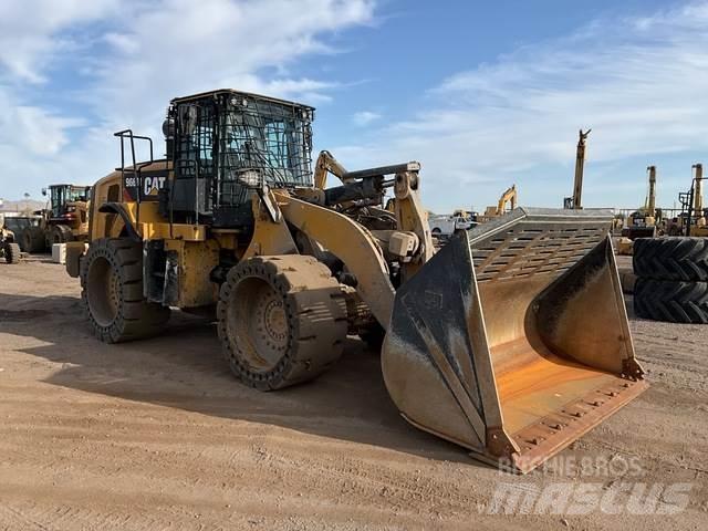 CAT 966M Cargadoras sobre ruedas