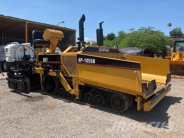 CAT AP-1055B Asfaltadoras
