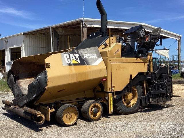 CAT AP 550E Asfaltadoras