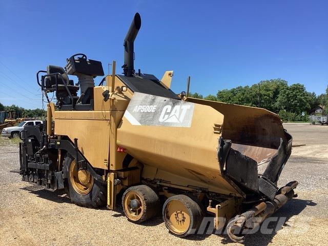 CAT AP 550E Asfaltadoras