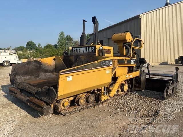 CAT AP-650B Asfaltadoras