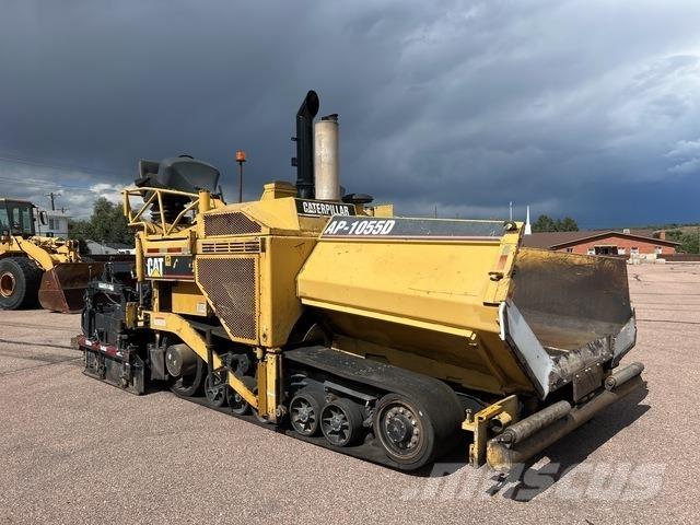 CAT AP1055D Asfaltadoras