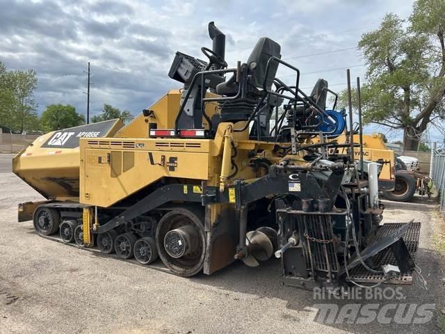 CAT AP1055E Asfaltadoras