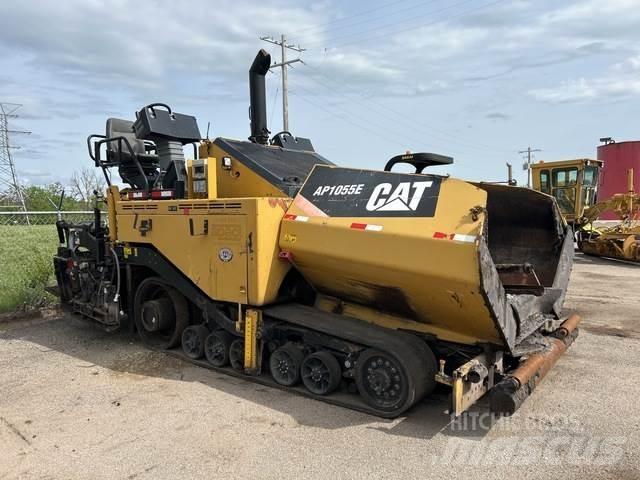 CAT AP1055E Asfaltadoras
