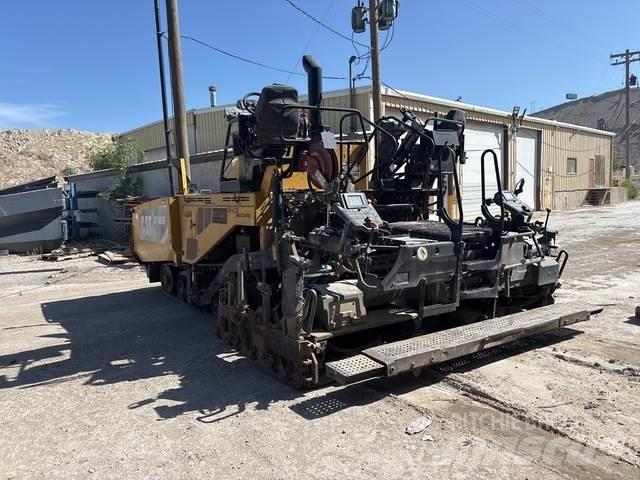 CAT AP1055F Asfaltadoras